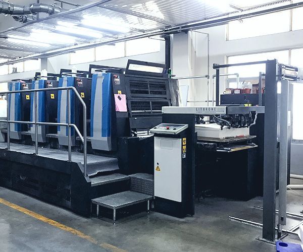 1755569898727500.jpg 小森LED-UV.jpg